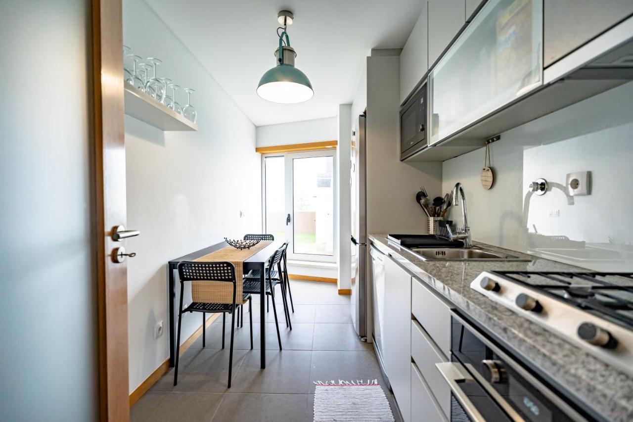 Oasis Beach Apartment Фігейра-да-Фош Екстер'єр фото